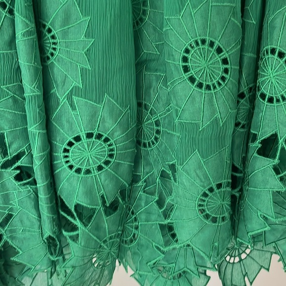 CATHERINE MALANDRINO COCKTAIL DRESS IN EMERALD GREEN SILK, SZ 8 - Picture 3 of 11